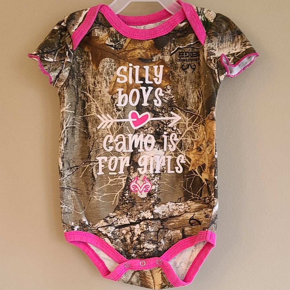 Realtree camo onesie/bodysuit